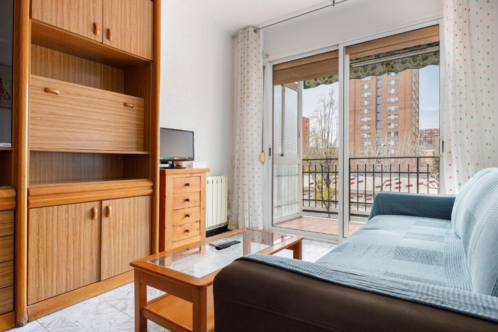 Besos Bright apartment close to congress & port 전경