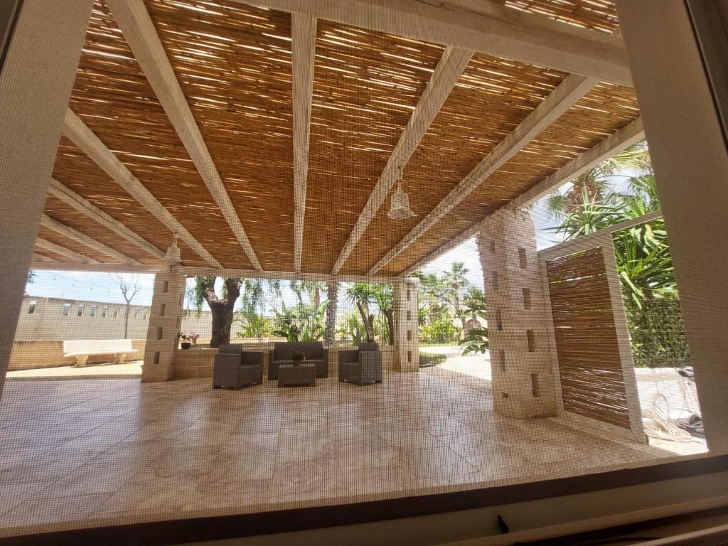 Tropical Palm Villa - 2