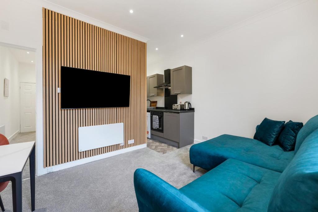 George St Getaway, Ayr