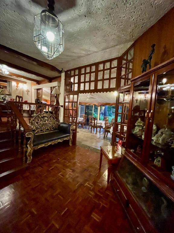 フロント・ロビー