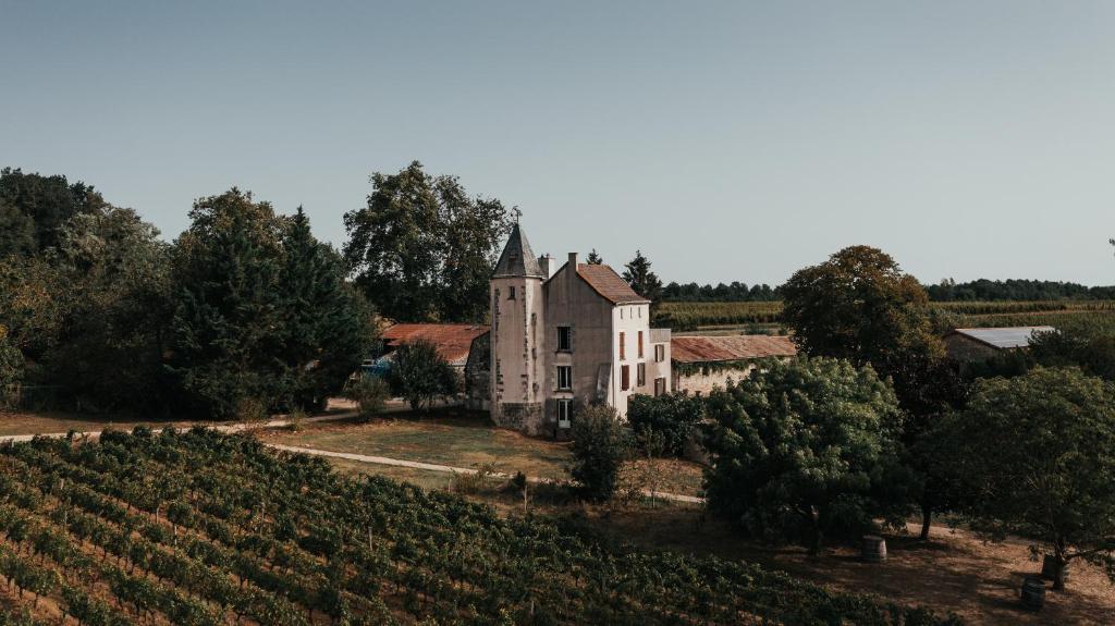 Manoir au coeur des vignes, Jaunay-Clan