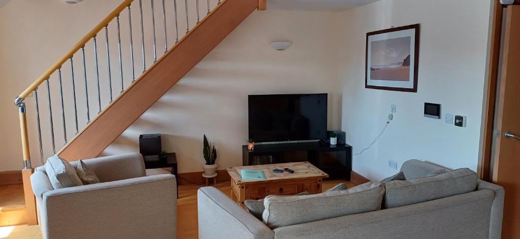 Marina Outlook, Milford Haven