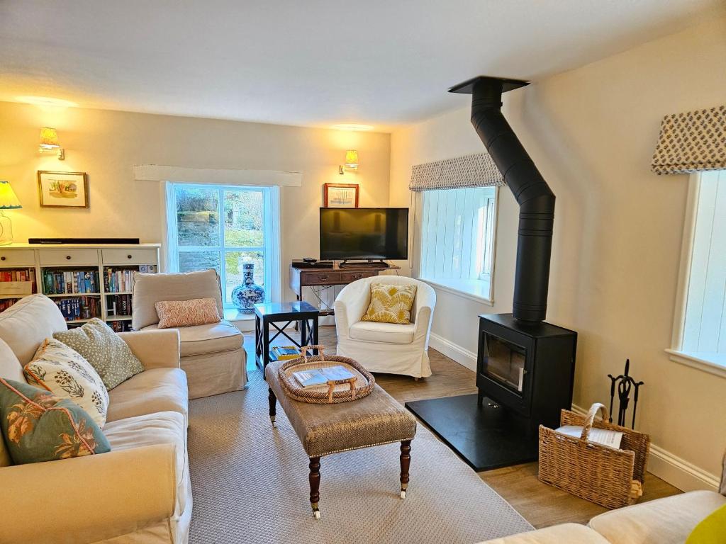 Brook Barn at Bolberry Court, Salcombe - photo 2