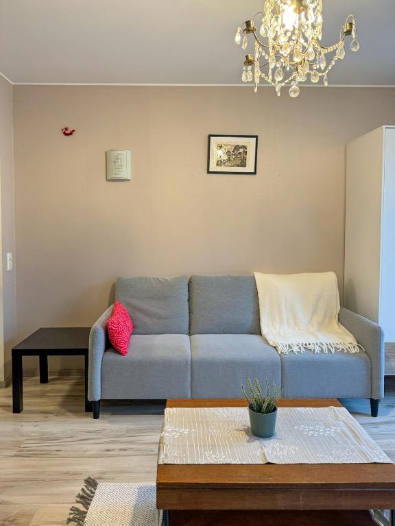 Stylish 2-Room Apt Near Kadriorg, Tallinn
