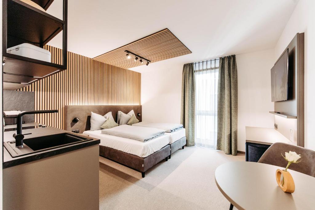 Easy Room - Self Check In - Out, Höchst