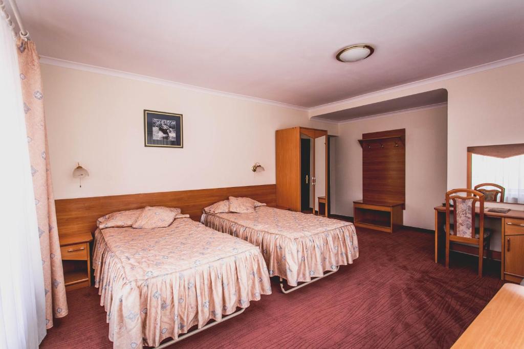 Hotel Twins photo
