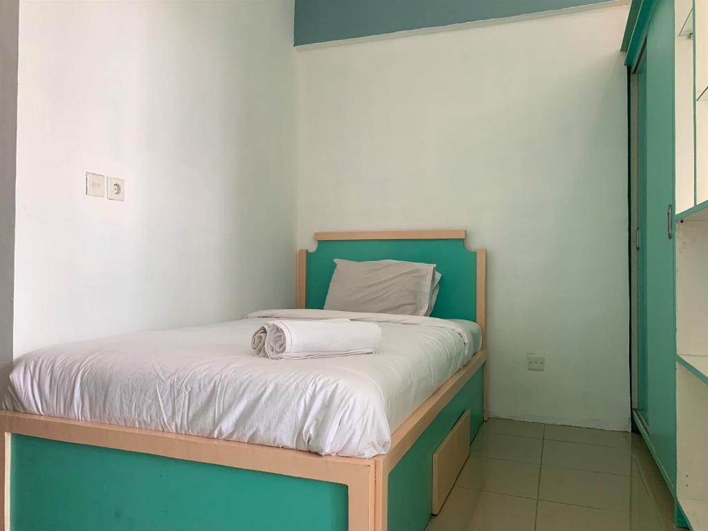 Cozy Studio at Park View Condominium Apartment By Travelio, Depok