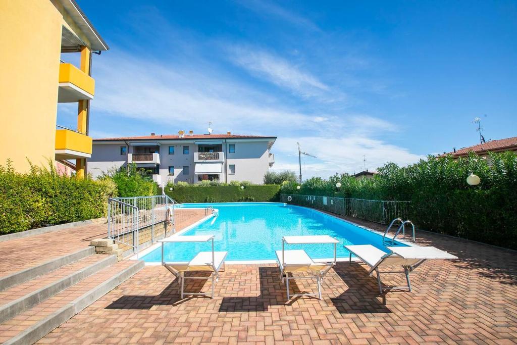 Garden Residence appartamento con terrazzo e piscina - 2