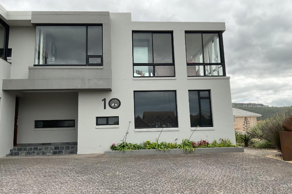 10 On Esher, Groot Brak Rivier