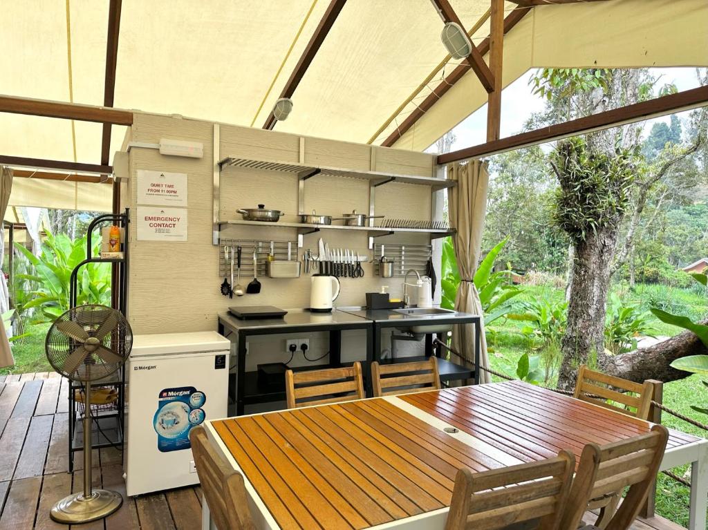 Canopy Villa Nuang Hill