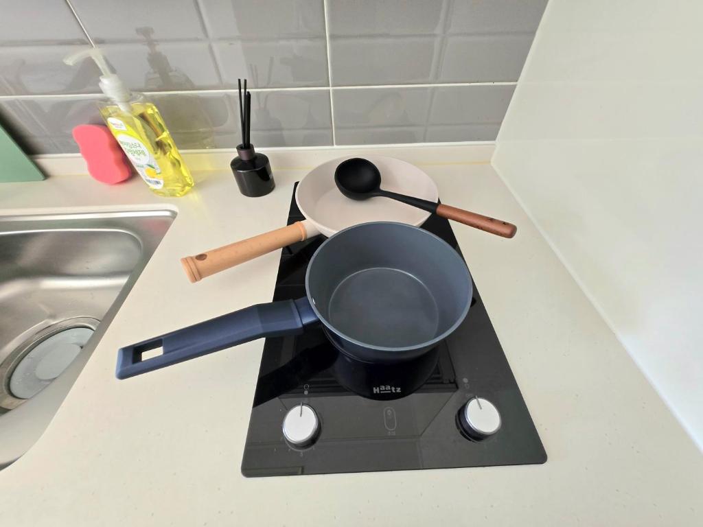 Cozy house with city view 13