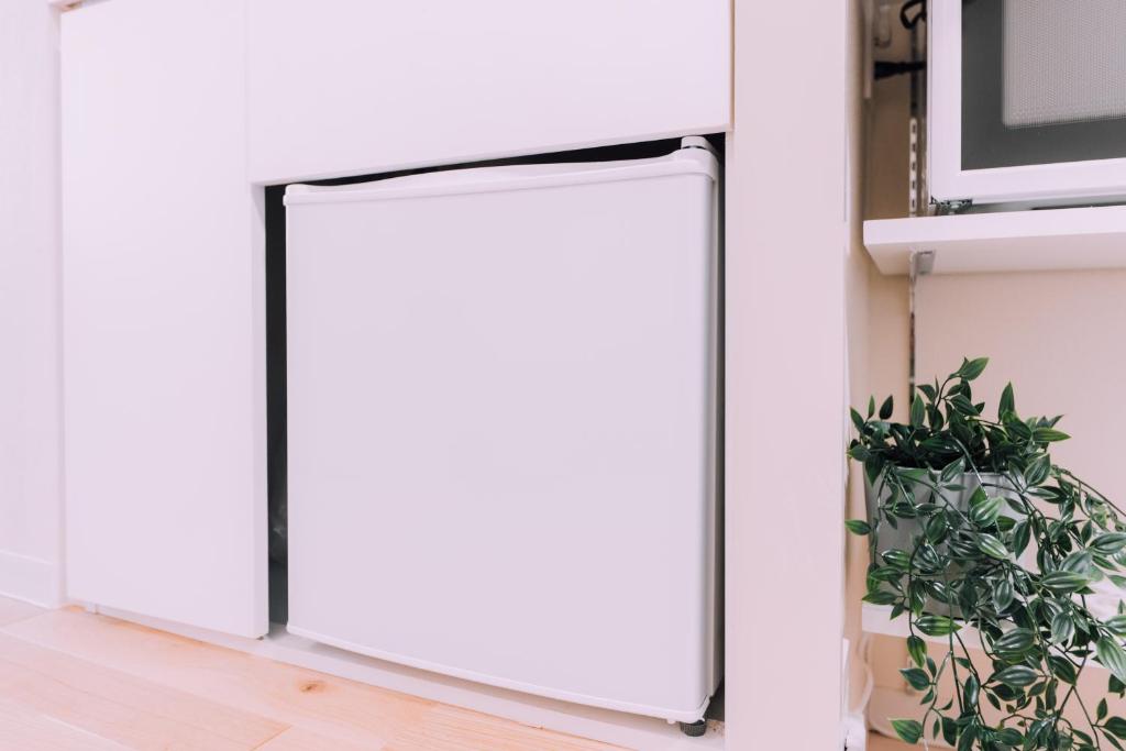 Minimalist Loft Namba Compact Studio with a 24-hour Gym MA603