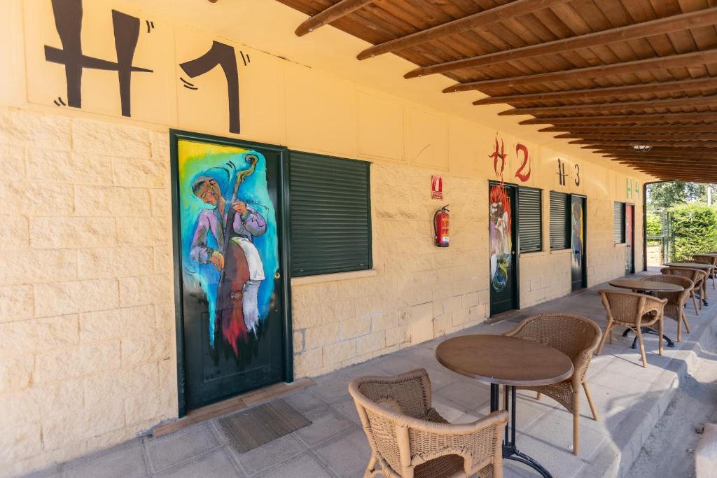 Hostal - Bungalows Camping Cáceres - 3