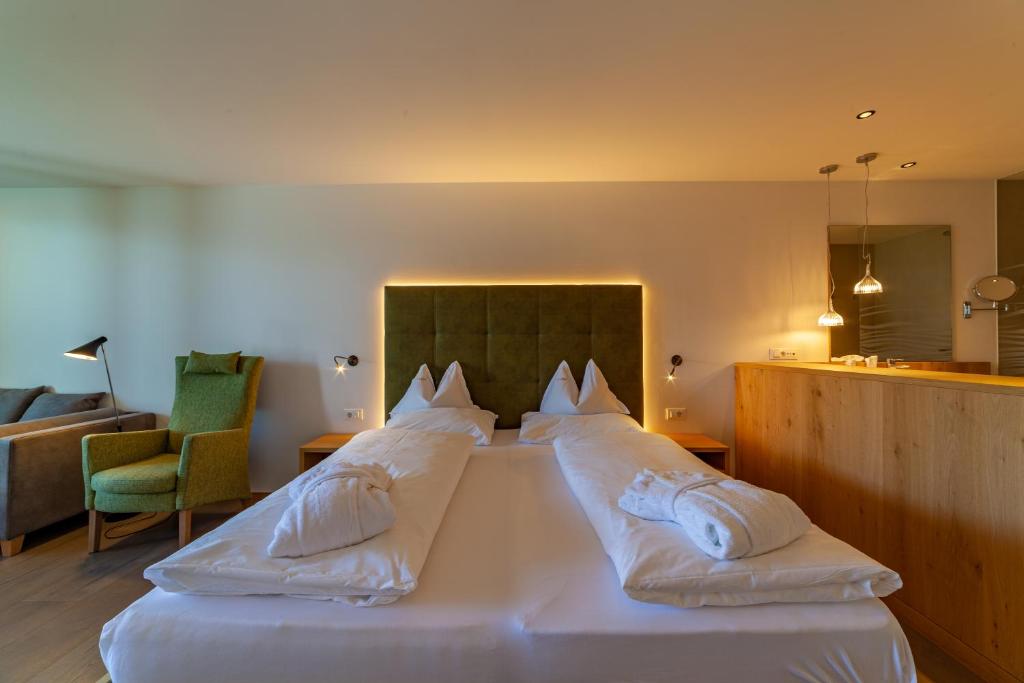 Hotel Tyrol - 4