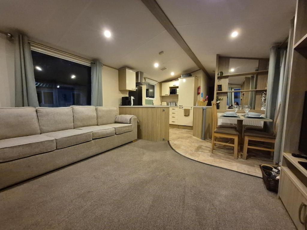 Sapphire, Saint Leonards