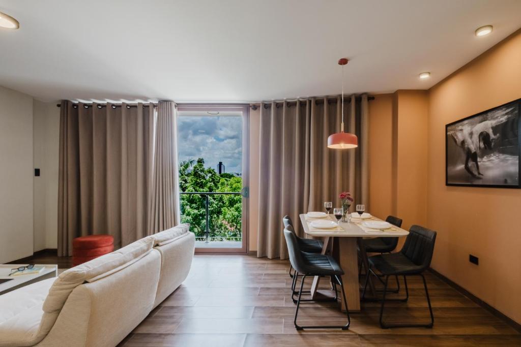 Eclectic Retreat - 1