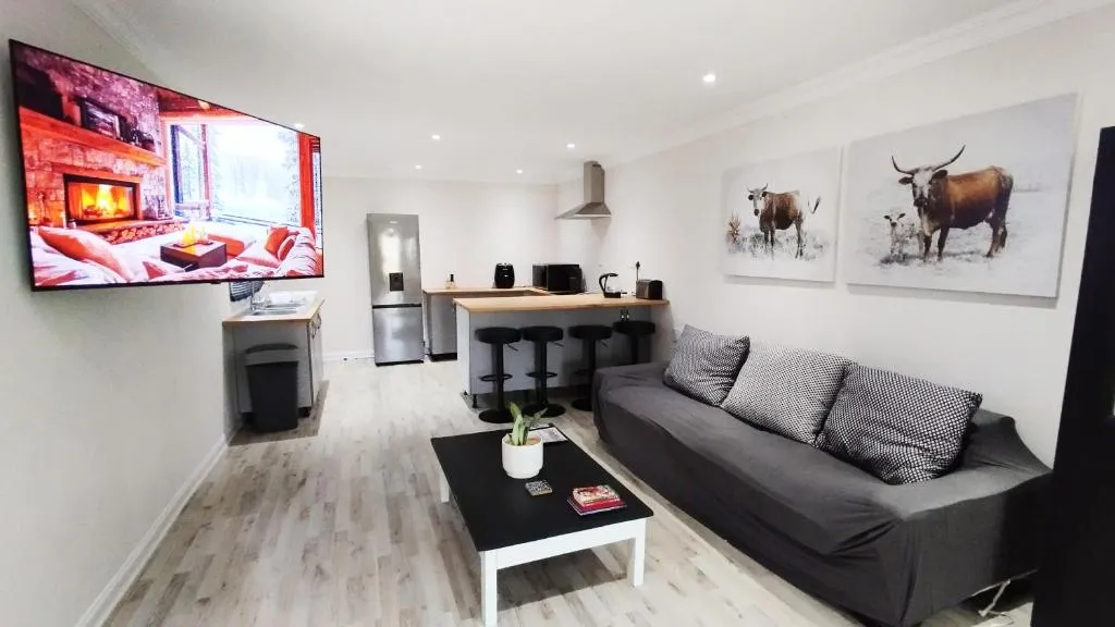Dinas Accommodation Flat 3, hotel in Oranjemund