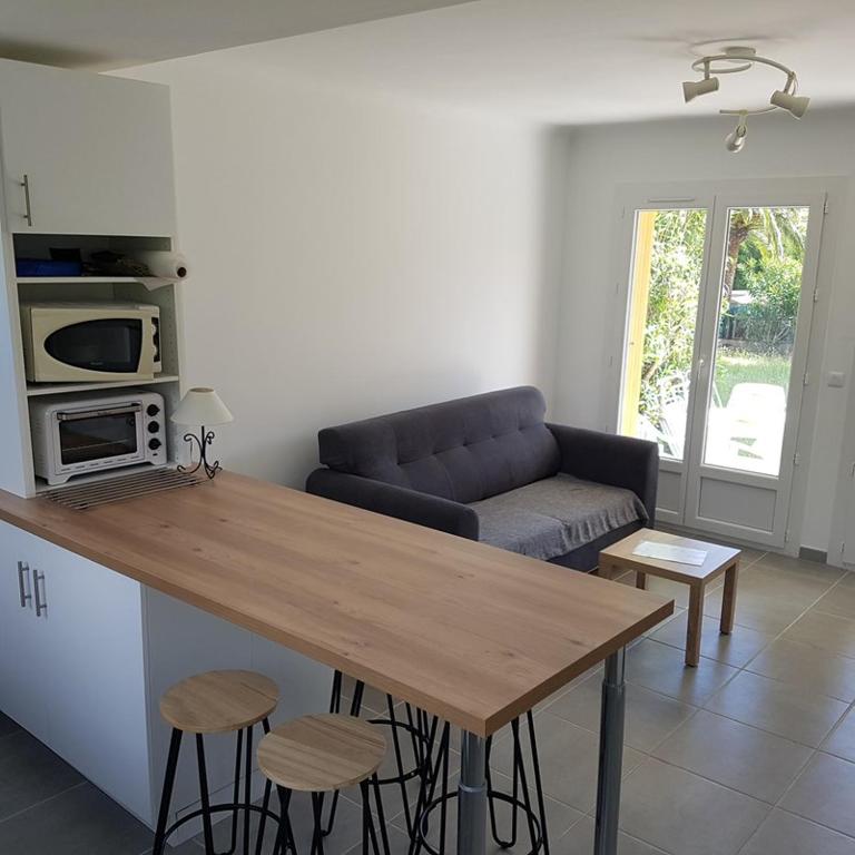 Bel appartement 2 pièces rénové proche plages rez de jardin - 3