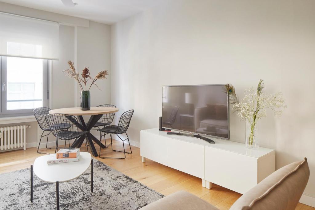 Arrasate 2 by FeelFree Rentals - 2