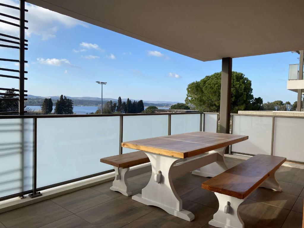 Appartement T3 moderne avec grande terrasse à Balaruc-les-Bains - FR-1-553-293 - 1