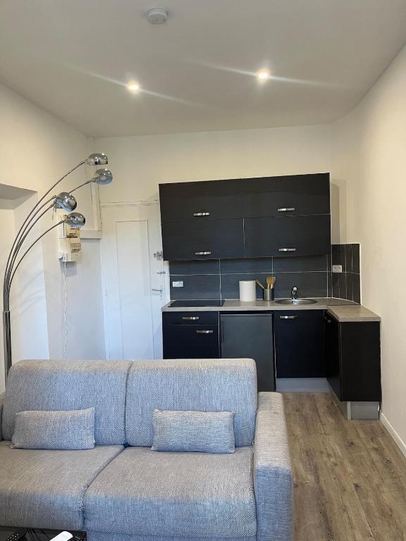 Charming studio in a good location, Vallauris