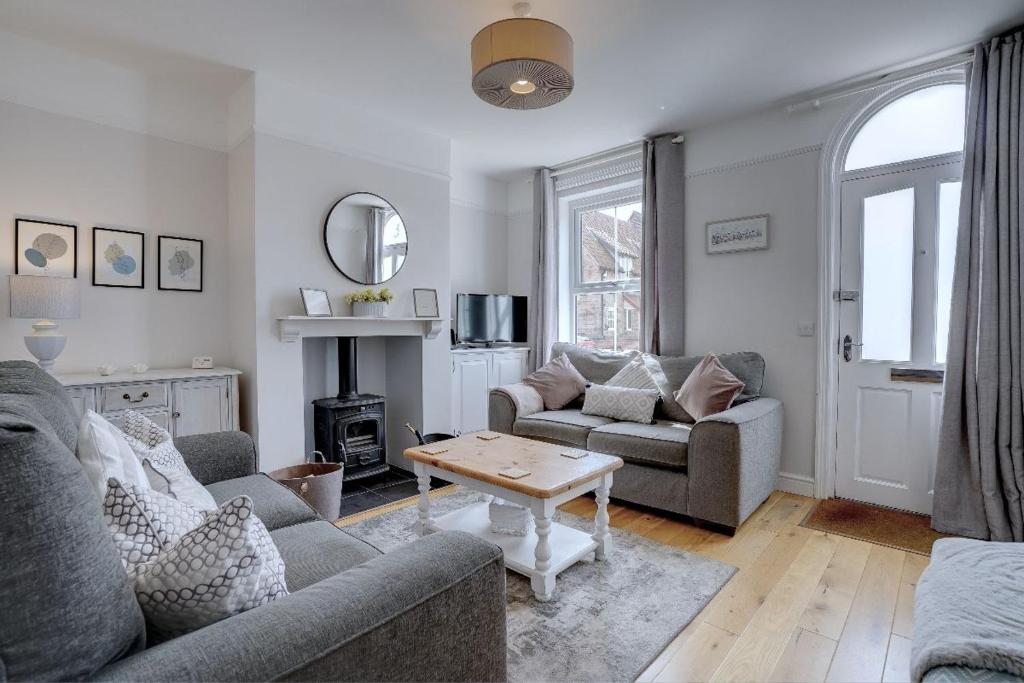 Beachcomber by Winterton Cottages, Winterton-on-Sea