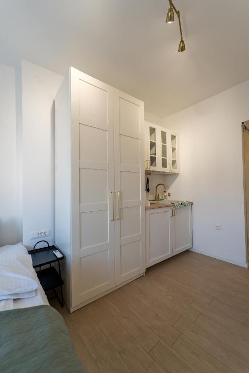 Urban Stroll Retreat - 2