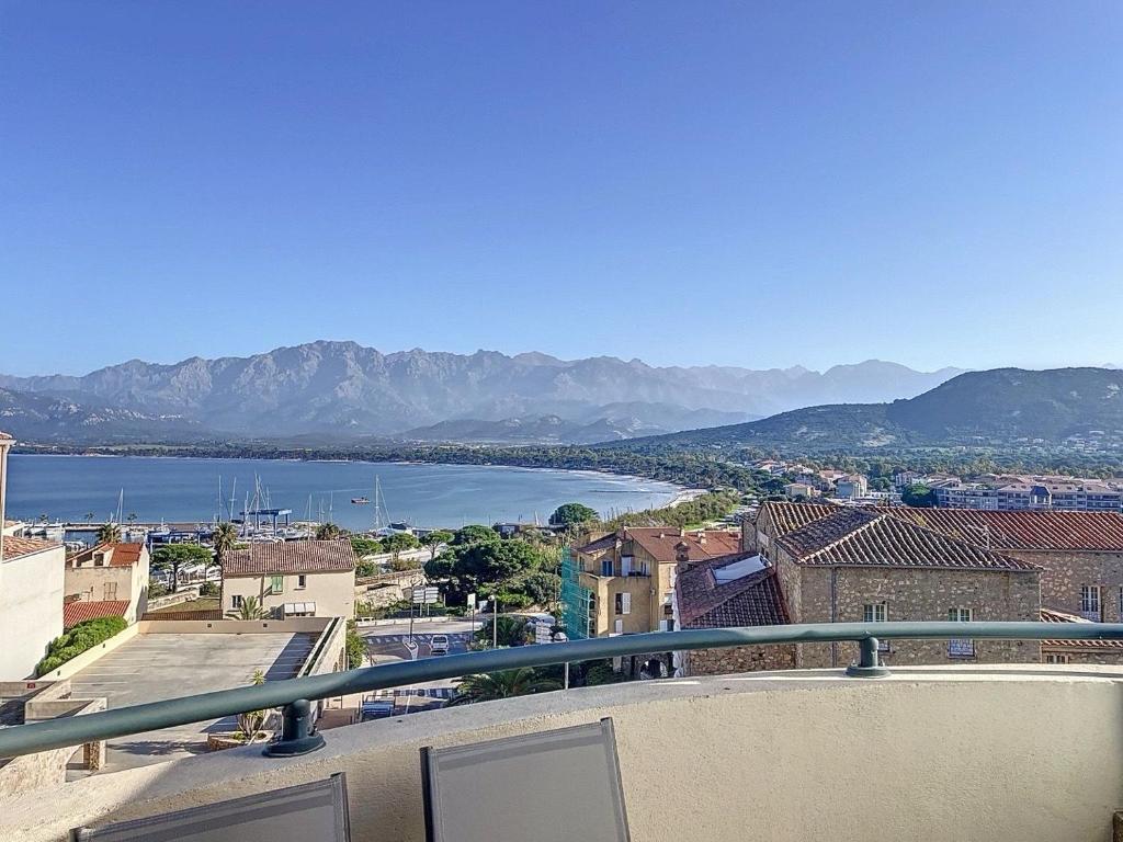 Bel appartement vue mer-montagne - 2