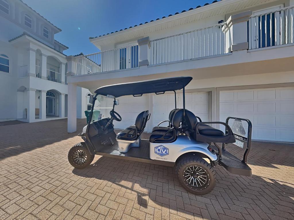 Come Together, Destin