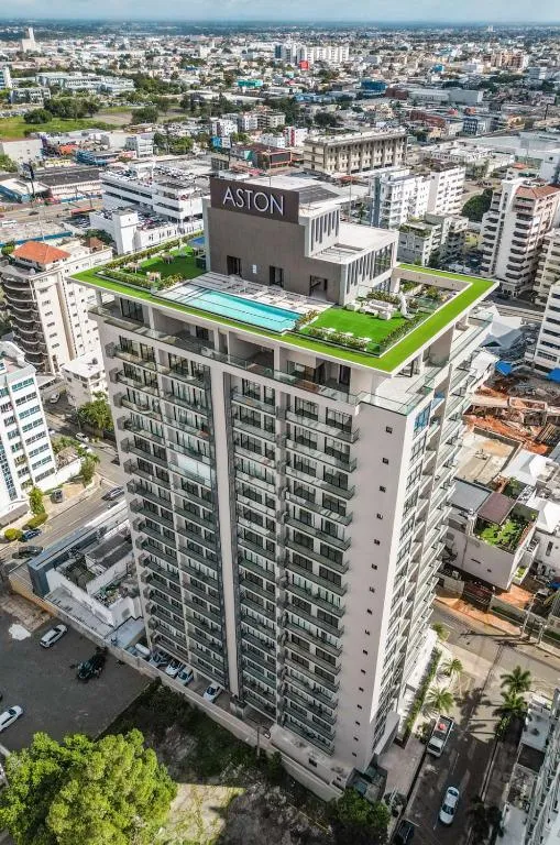 Aston Rubi City Suites，位于圣多明各的酒店