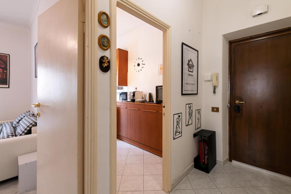 Rooma Cozy House Rebibbia - Metro B line - 4