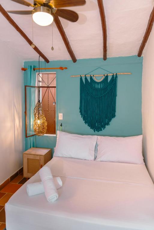 Standard Double Room with Shared Bathroom