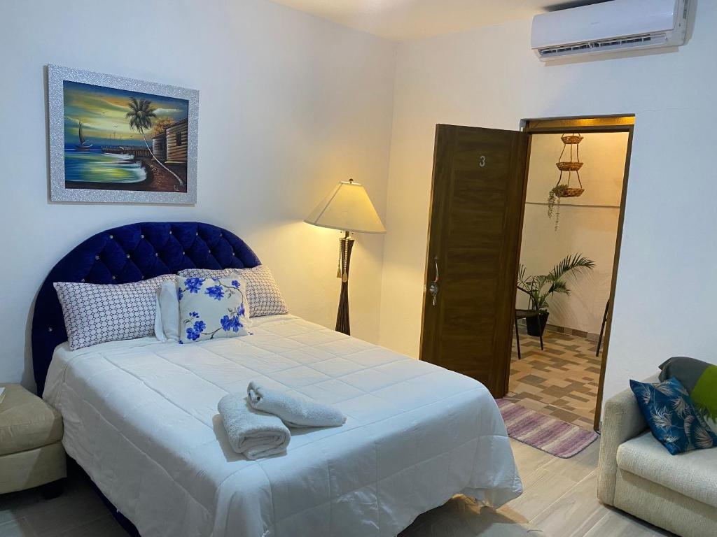 Only Room By Merengue House, 8 minutos airport, Monte Adentro