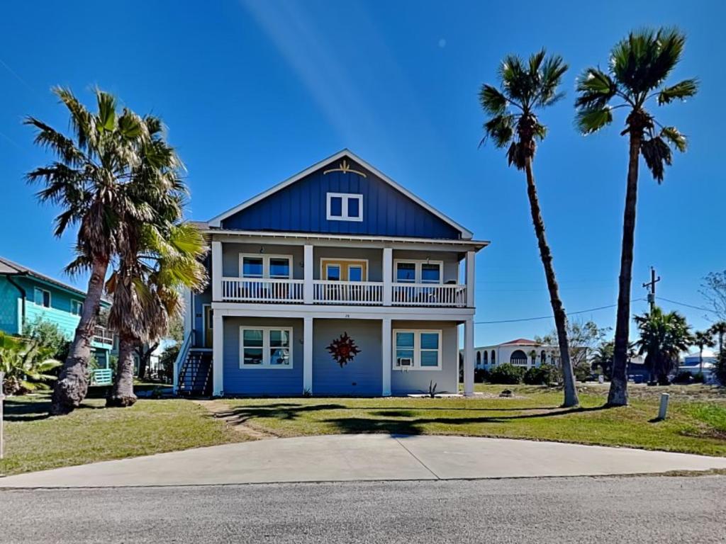 Island Charm, Rockport