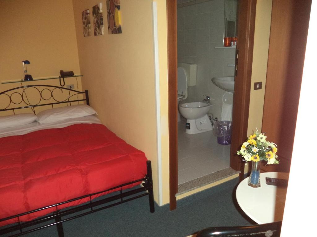 Hotel Il Nibbio photo