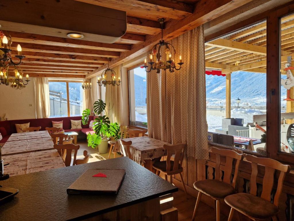 Panorama-Ferienhaus im Stubaital - 3