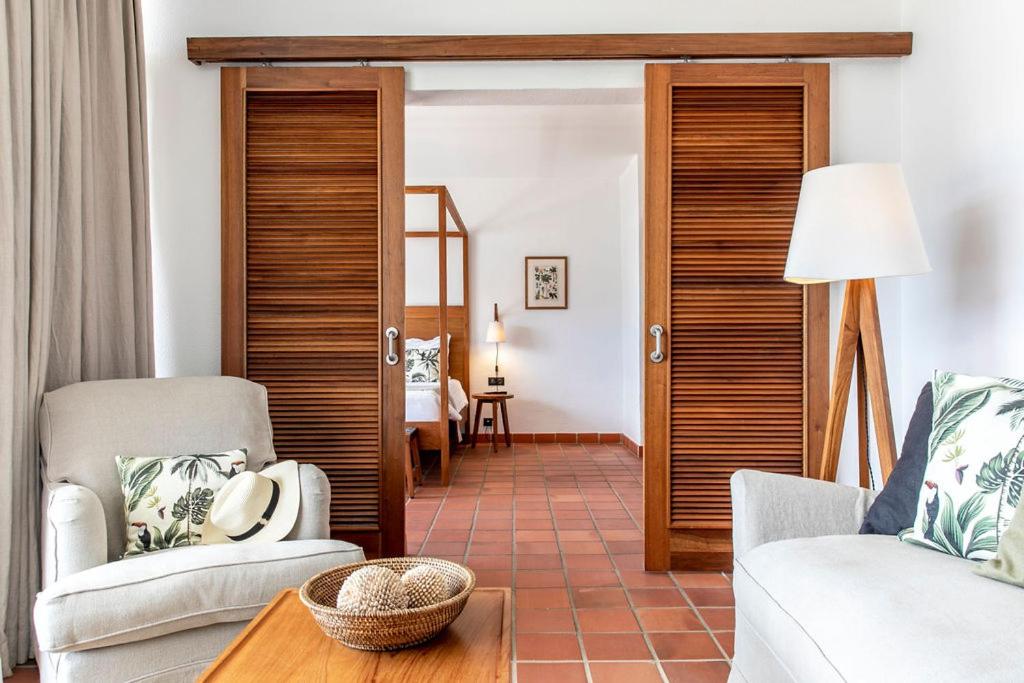 Junior Suite with Balcony