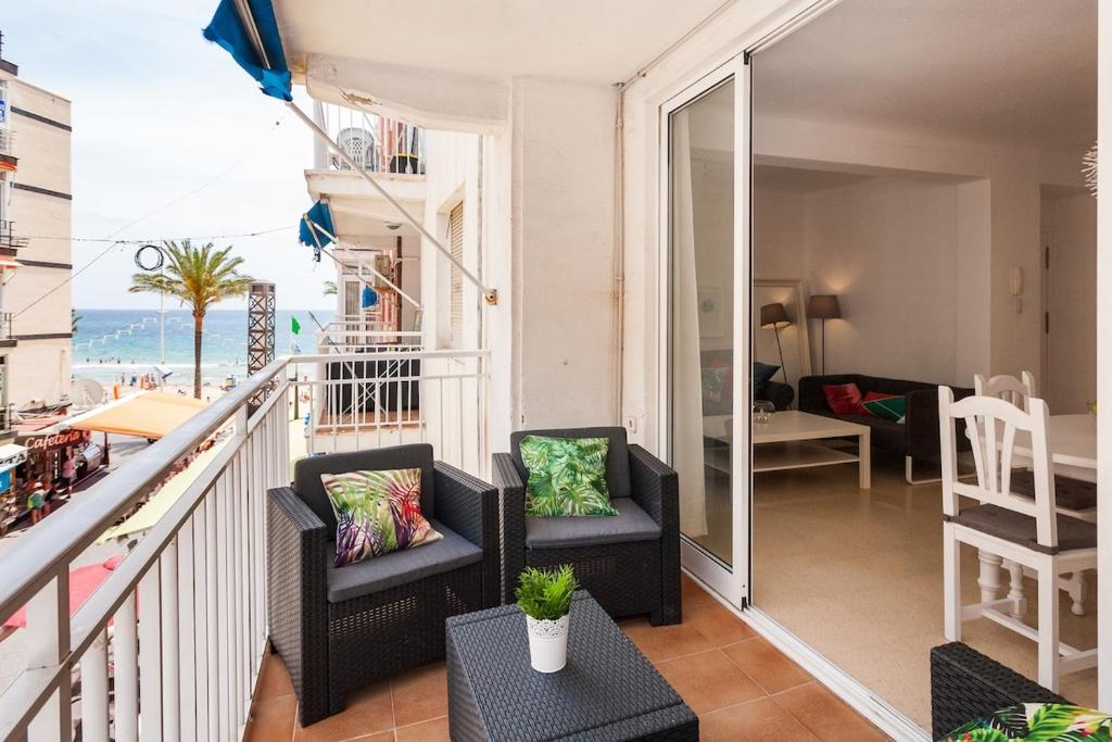 B4 Supernew Seafront Best Location Benidorm - 1