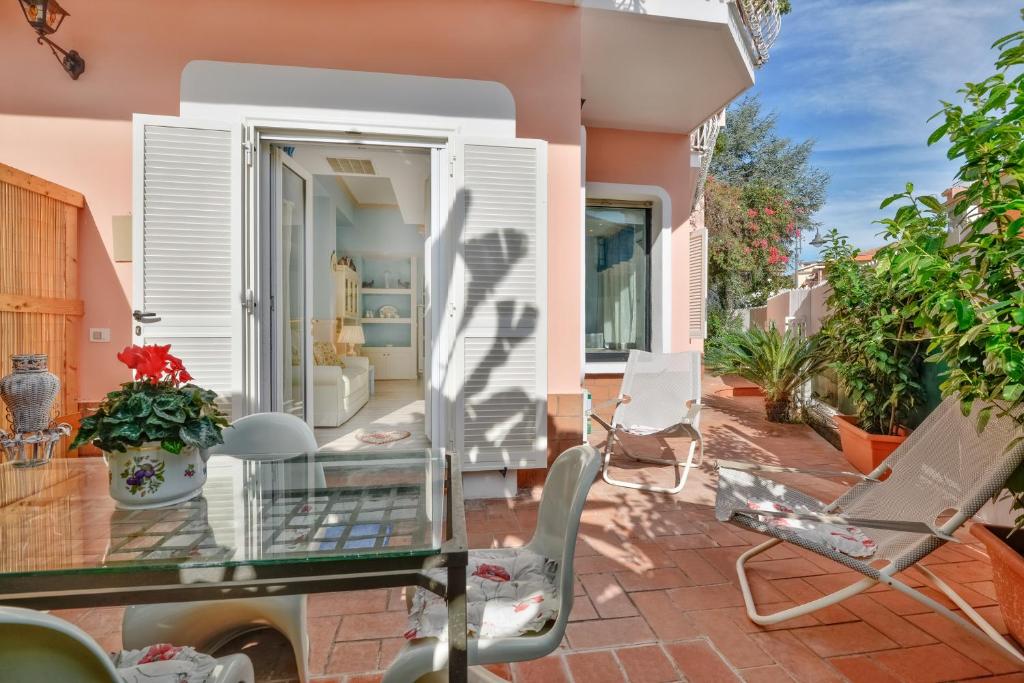 La Bouganville Holiday House - 4