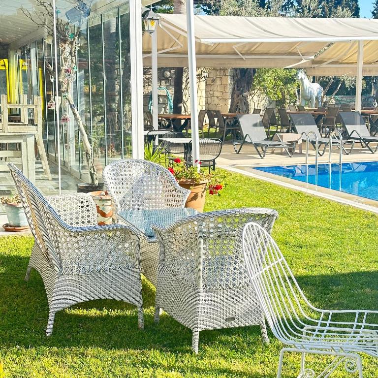 Tesis özellikleri