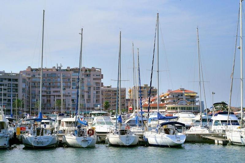 Proche port et plage T2 dans résidence avec ascenseur parking-4CA403 - 2