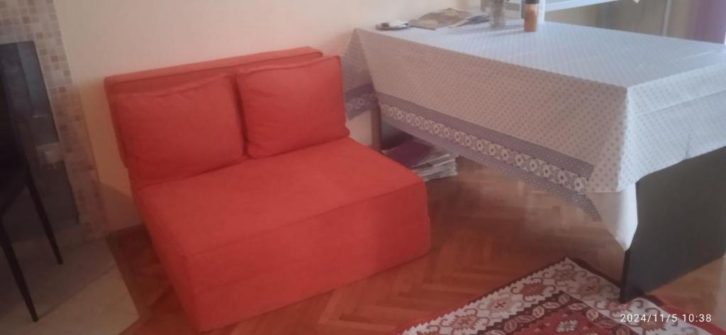 Charming Sarajevo Apartment with City Views - 5