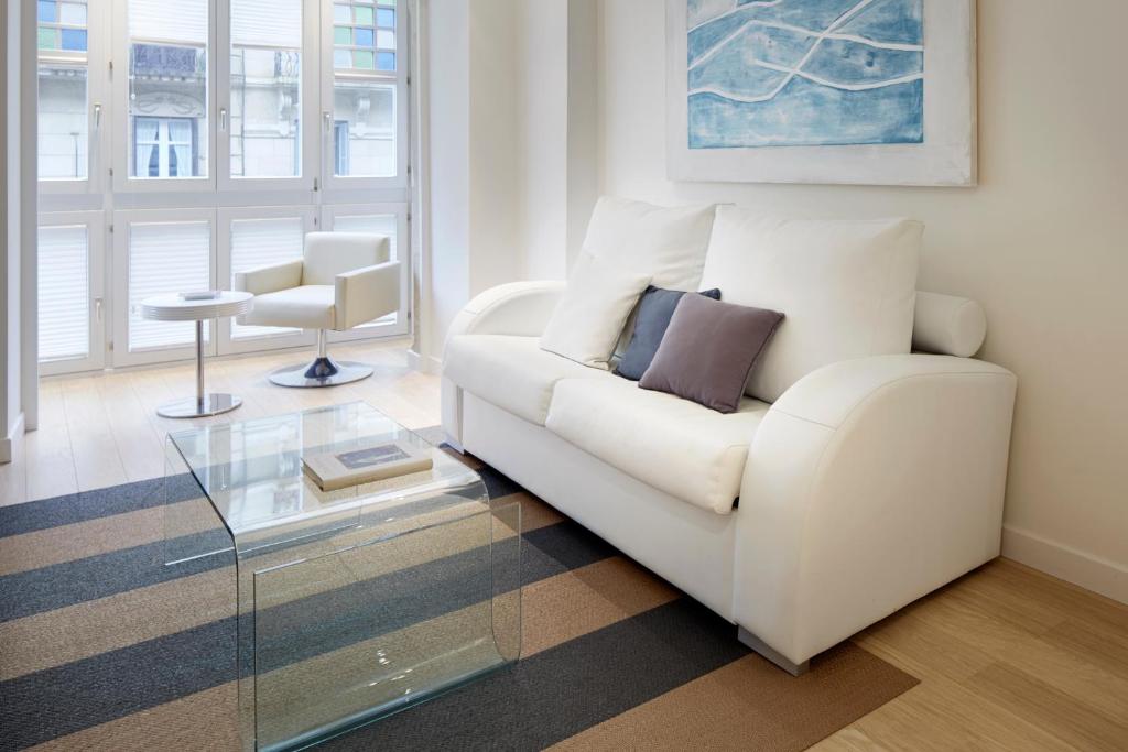 Easo Suite 2C by FeelFreeRentals, San Sebastián