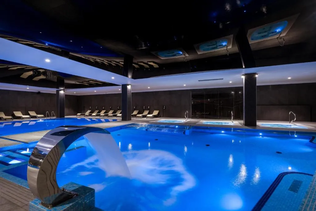 Green Mountain 5* Hotel，位于卡尔帕奇的酒店