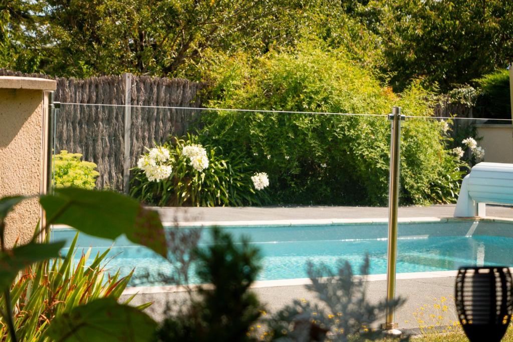 スイミングプール