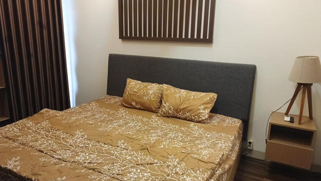 Ruby Apartment #24, Kejayan