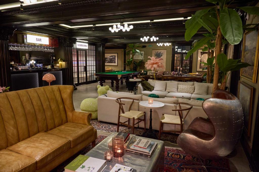Bar/lounge