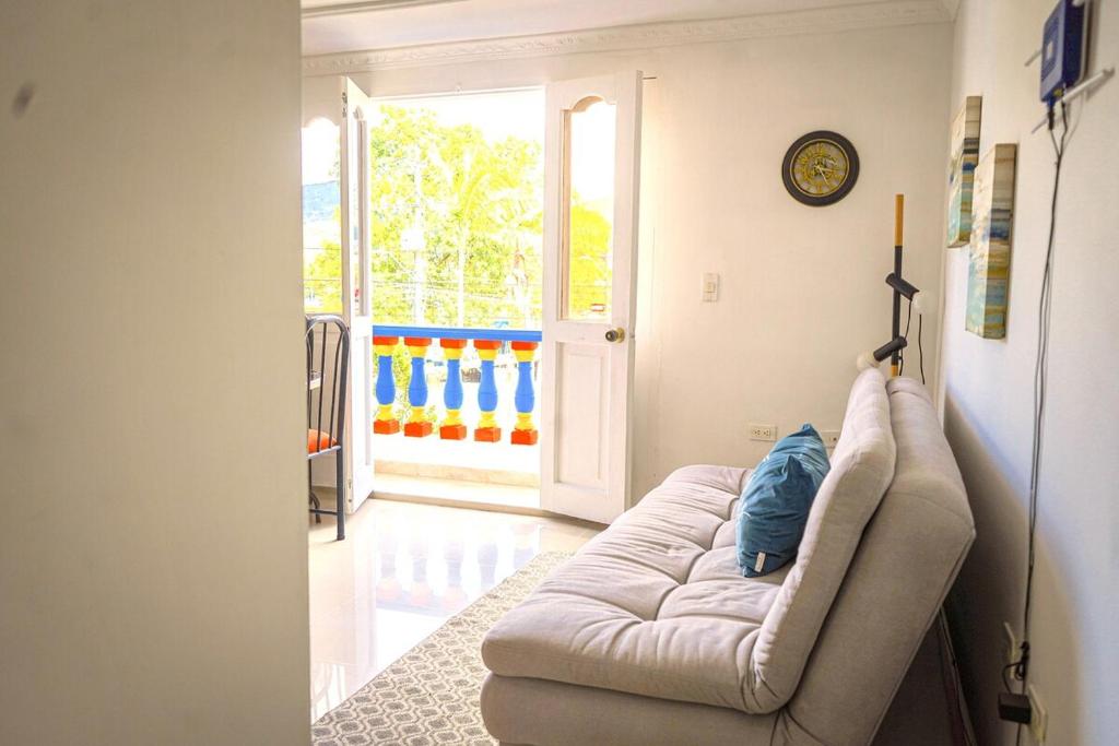 Comodo apartamento 2-2 - Parqueo cubierto para 1 carro - En el corazón de Guatape - 5