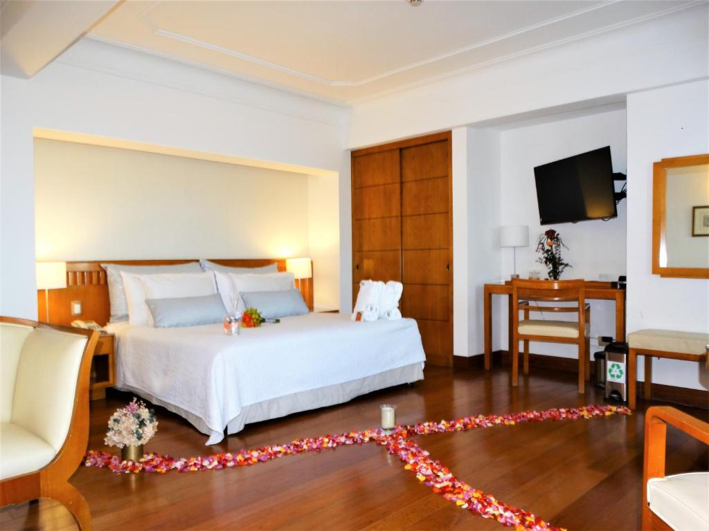 Hotel De La Opera - Facilities image
