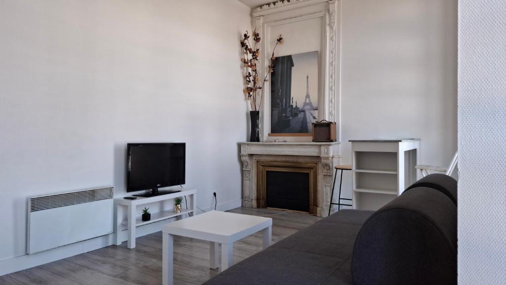 Logement Haussmannien Lumineux Bordeaux Centre - 2